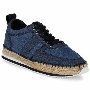 New Alexander McQueen sneakers sz 37